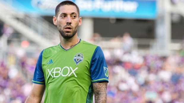 clint-dempsey-irregular-heartbeat.jpg